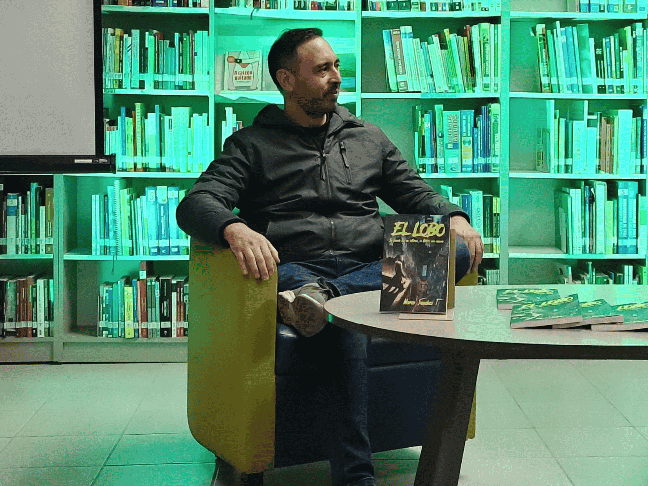Marco Sánchez Toro desentraña las claves de su quinta entrega, "El Lobo": “Me gustaría que el lector reflexione sobre el valor de la resiliencia y la capacidad humana de reconstruirse tras un colapso»