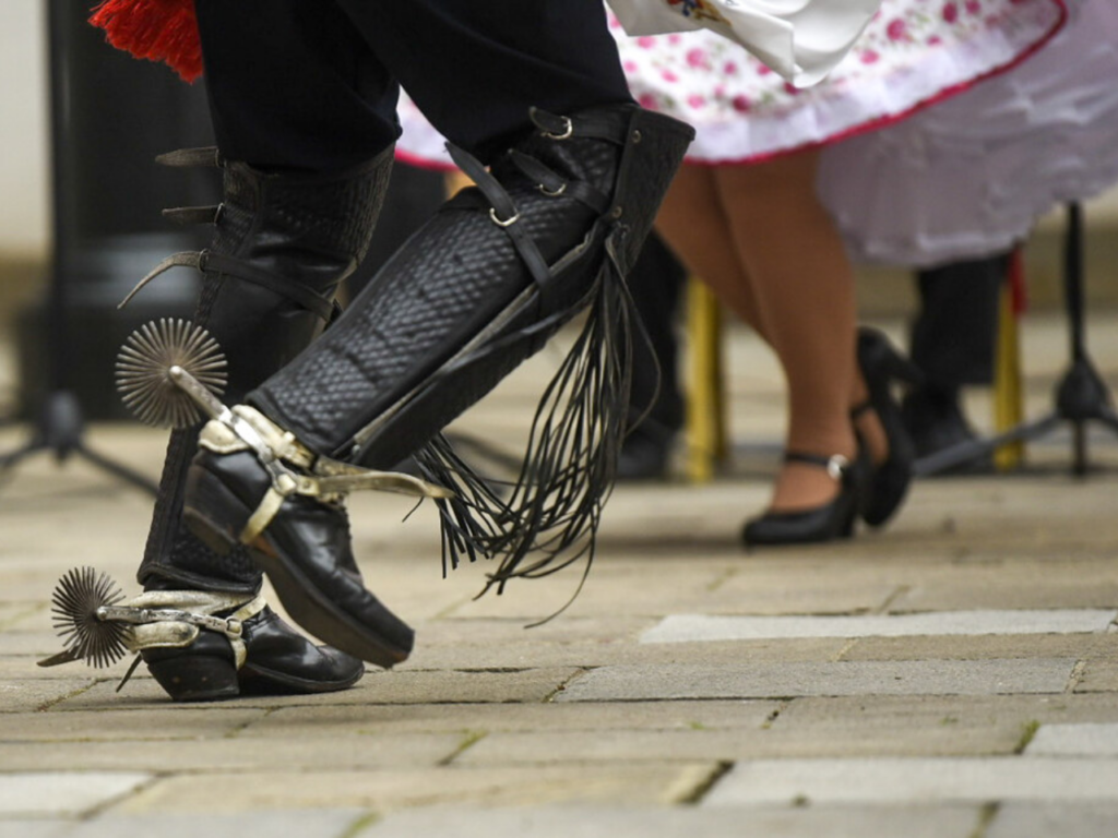 Día Nacional de la Cueca: el origen, la estructura métrica y la evolución del baile oficial de Chile